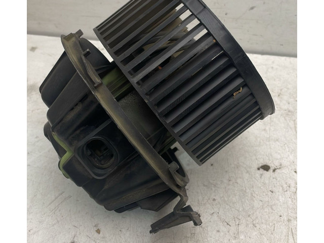 Вентилятор печки Dacia Sandero