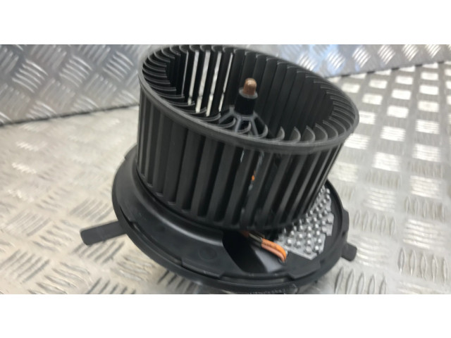 Вентилятор печки 3C0907521F, 1K1820015L Audi Q3 8U