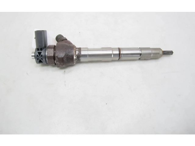 Vstřikovač 04L130277AC Volkswagen Caddy DFSF