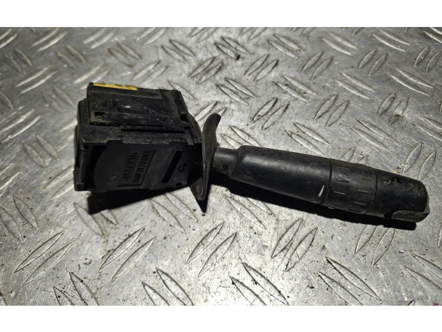 Ручка стеклоочистителей    Peugeot 605