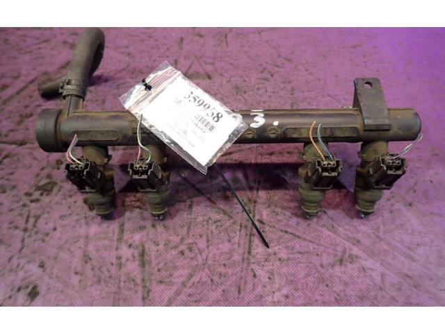 Топливная рампа 047133319, 047133319 Skoda Fabia Mk1 (6Y)