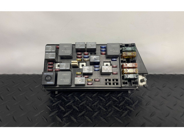 Pojistková skříňka 12161089 Chevrolet Corvette 2000