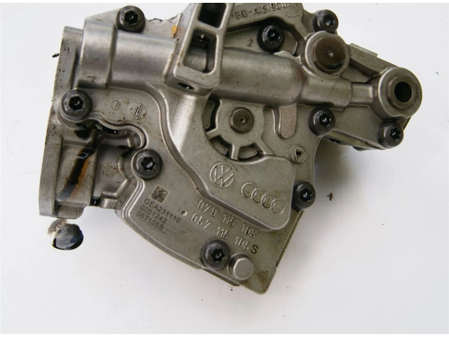 Čerpadlo oleje 057115105S   Audi A8 S8 D4 4H   