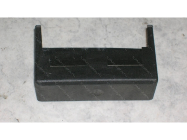   Pojistková skříňka 12631735752   BMW 3 E36 1997