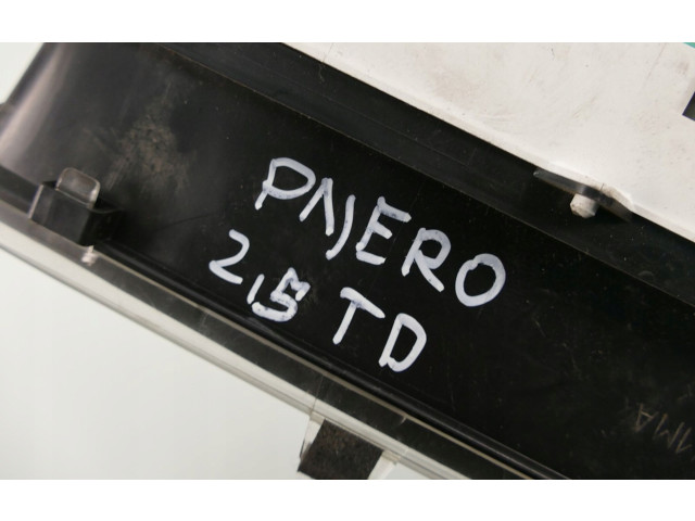 Панель приборов MR456500   Mitsubishi Pajero       