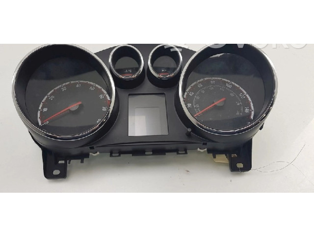 Панель приборов 13349519, 13349519   Opel Meriva B       