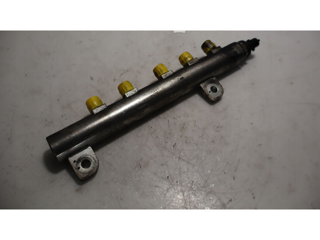 Топливная рампа 0445214095   Fiat Bravo  