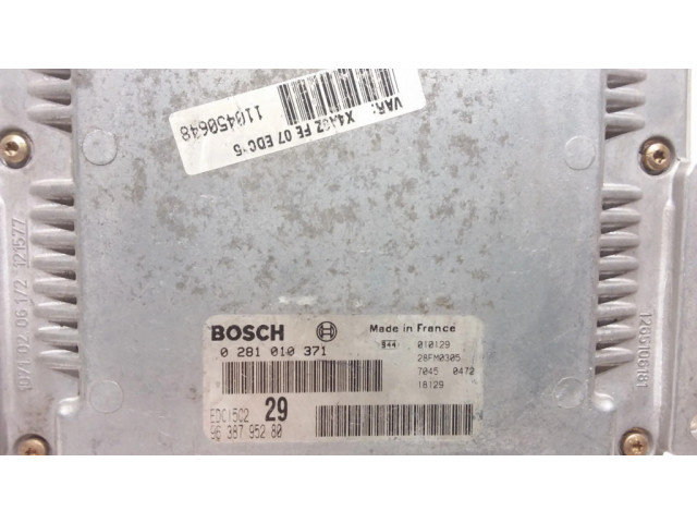Блок управления двигателя 0281010371, 9638795280   Citroen C5