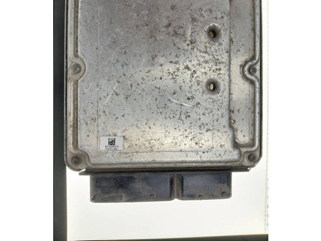 Řídící jednotka 0281014396, 03L906022G   Volkswagen Tiguan 2009