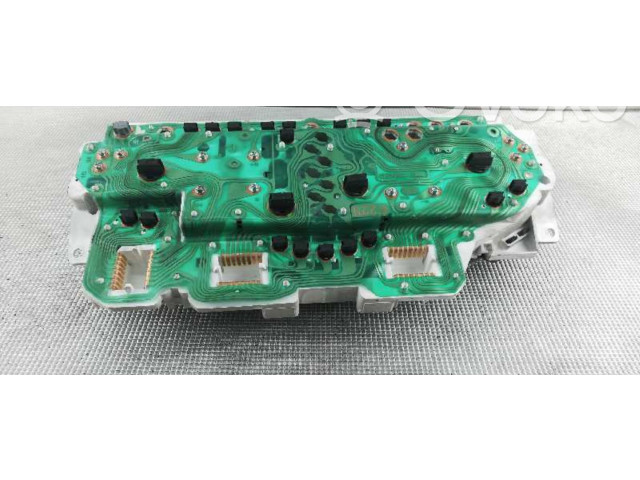 Панель приборов MR381822 Mitsubishi Galant