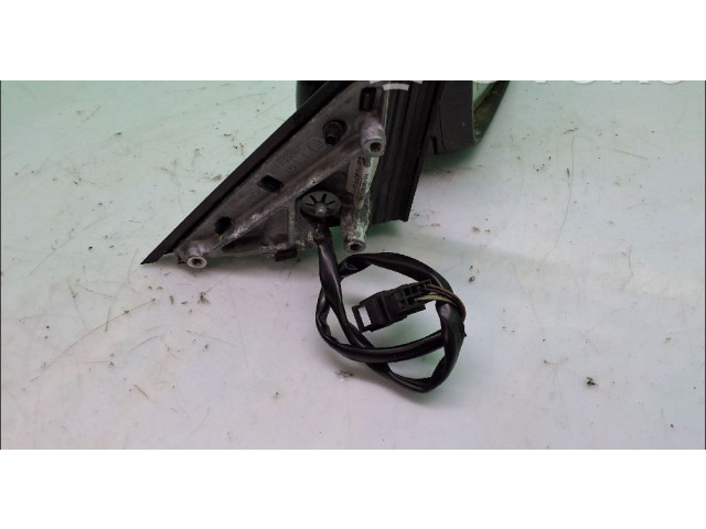 Зеркало электрическое        Skoda Fabia Mk2 (5J)  2007 - 2014 года   