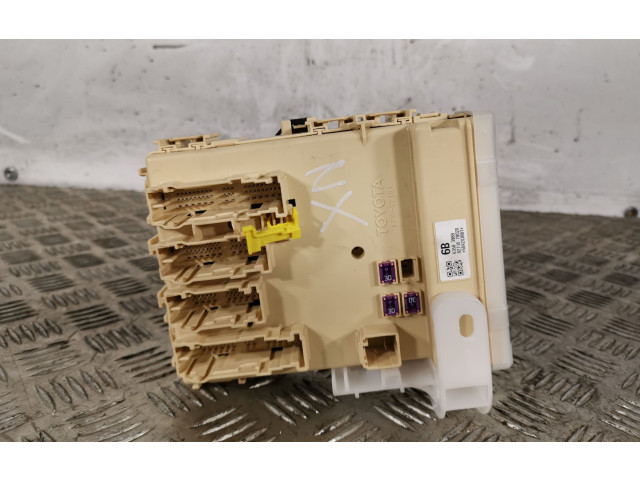 Блок предохранителей 2380003912, 8922178010 Lexus NX