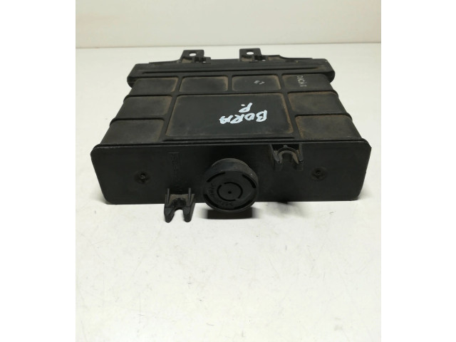 Блок управления коробкой передач 01M927733GQ, 5WNK4194   Volkswagen Bora