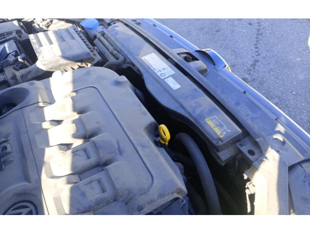 Интеркулер Volkswagen Golf Sportsvan