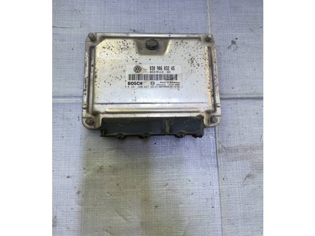 Блок управления двигателя 030906032AS, 0261206823   Volkswagen Lupo