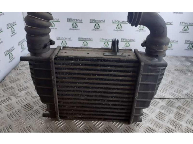 Интеркулер  8200471885A   Renault Clio III 