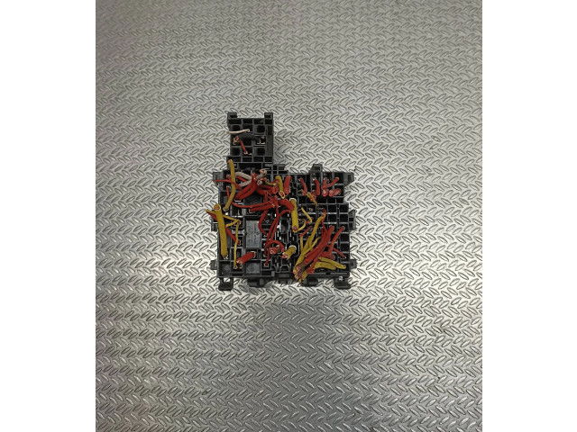 Блок предохранителей 1550204416 Renault Clio IV