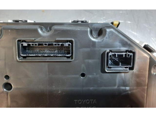 Přístrojová deska Toyota Yaris 2018 83800F5441