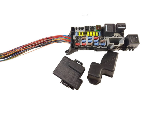 Pojistková skříňka 3800159HWB Volvo XC70 2009