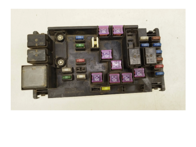 Блок предохранителей 82241SC020, 807431   Subaru Forester SH    