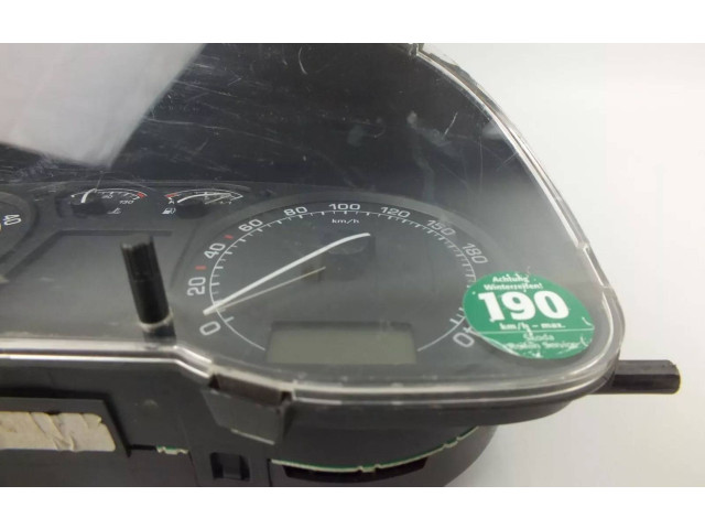 Панель приборов 1U0920811J   Skoda Octavia Mk1 (1U)       