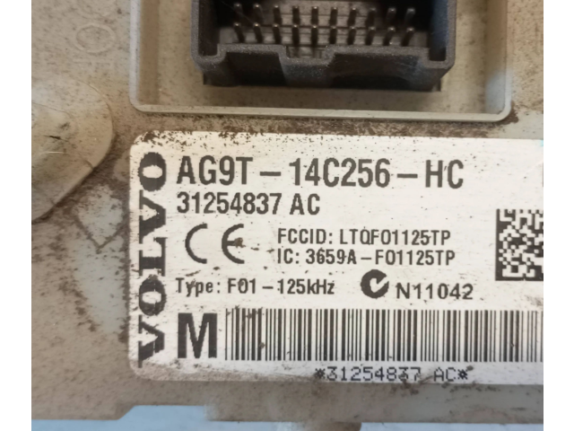 Блок комфорта AG9T14C256HC, 31254837AC   Volvo XC60   