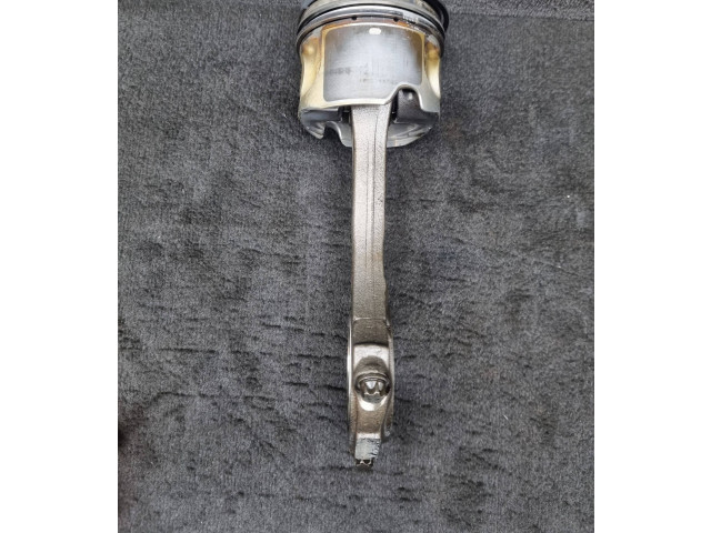 Píst 057107065CA, 057198401C   Audi Q7 4L     