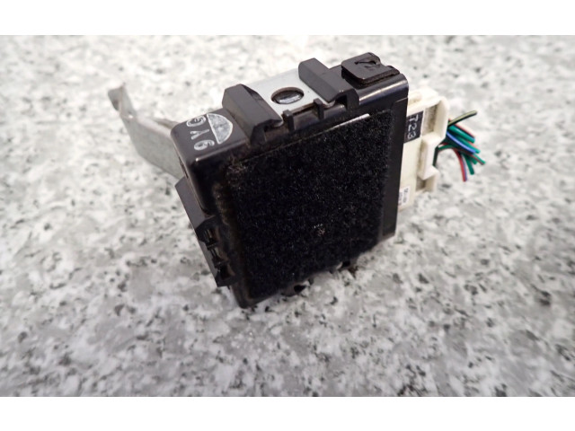 Блок управления    Subaru Forester SH