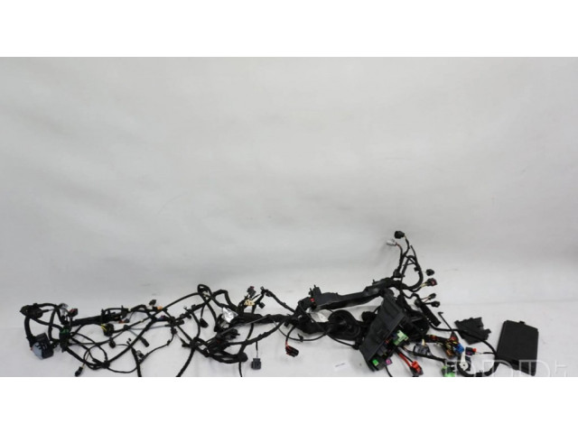 Pojistková skříňka 5Q0937125B, 2445227 Volkswagen PASSAT B8 2022