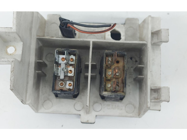 Переключатель дворников 8955001892 Jeep Cherokee XJ