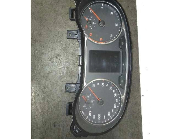 Панель приборов 8XA920930F, 6RPM   Audi A1       