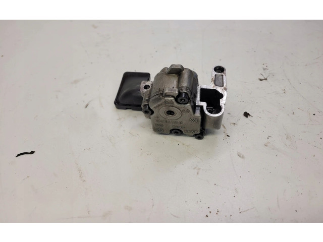 Масляный насос 03G115105B Audi A3 S3 8P