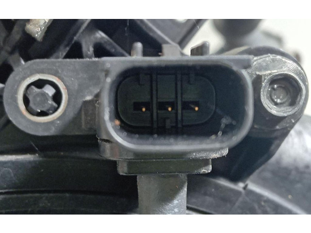 Всасывающий коллектор 17111-25060, 17111-25060   Toyota RAV 4 (XA40) 2018