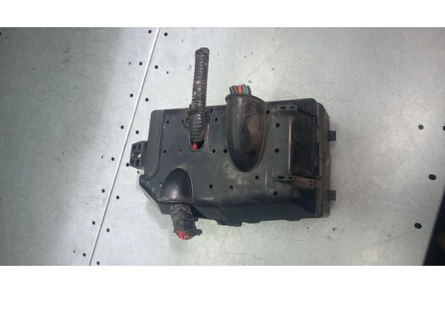 Turbodmychadlo Ящик предохранителей (комплект) Ford Mondeo Mk III