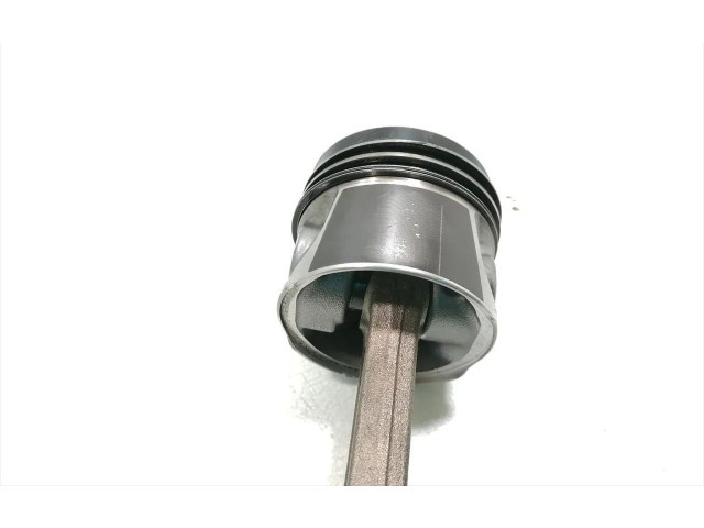  Поршень с шатуном CFWA   Skoda Fabia Mk2 (5J)  