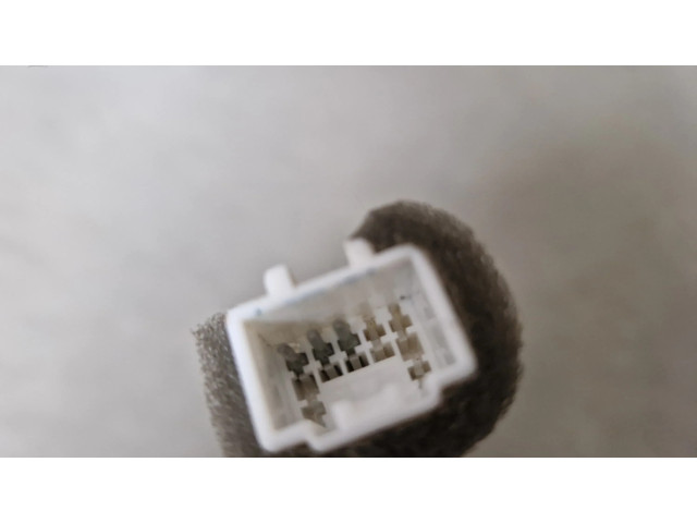 Зеркало электрическое правое Mitsubishi L200 2006-2014 года