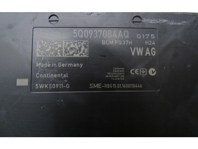 Блок комфорта 5Q0937084AQ   Skoda Octavia Mk3 (5E)   