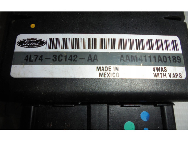 Блок управления 4L74-3C142-AA   Lincoln LS