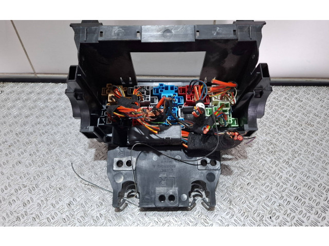 Блок предохранителей 8X0971845A Audi A1