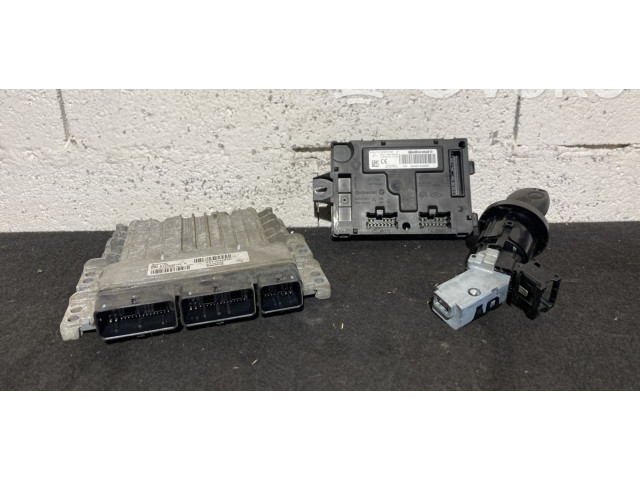 Комплект блоков управления    Dacia Lodgy