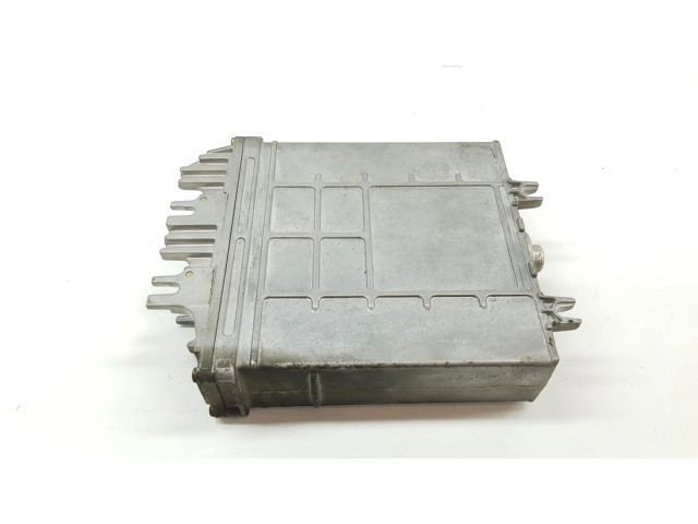 Řídící jednotka 237102J624 Nissan Primera 1996