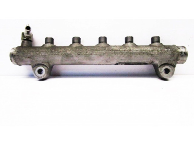 Магистральная трубка топлива