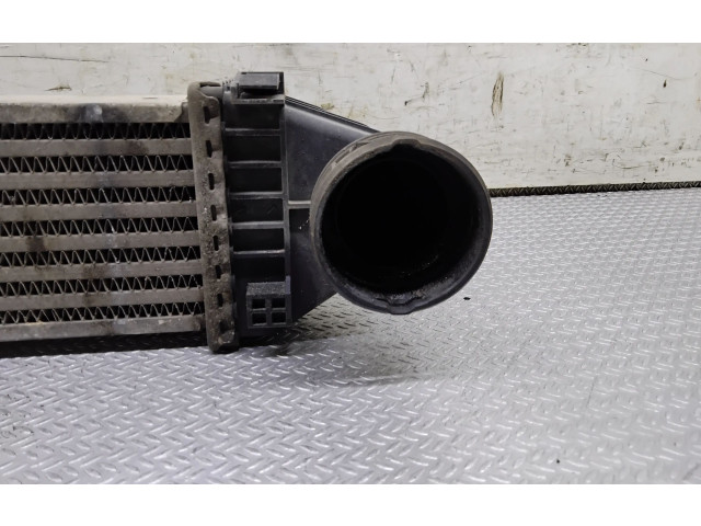 Радиатор интеркулера A1695000000 Mercedes-Benz A W169