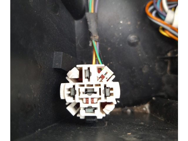   Pojistková skříňka    Citroen Berlingo 1996