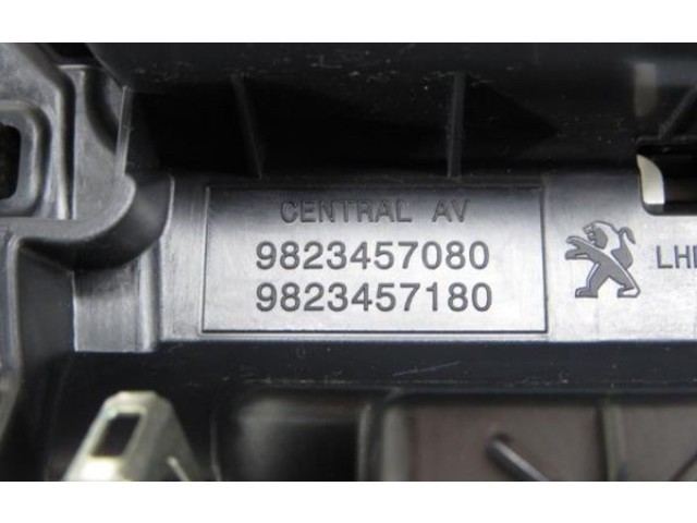 Блок управления климат-контролем 9823457080, 9823457180   Peugeot 2008 II
