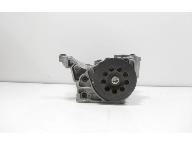 Масляный насос 04L145208H Skoda Rapid (NH)