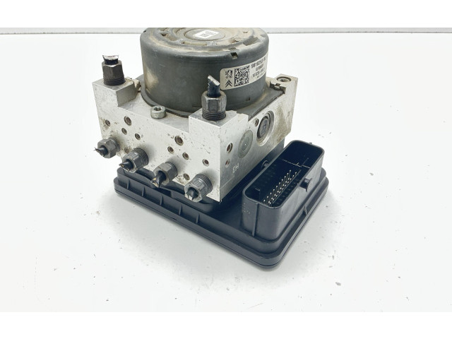 Вентилятор радиатора     1613457080, 1613457080    Peugeot 2008 I 