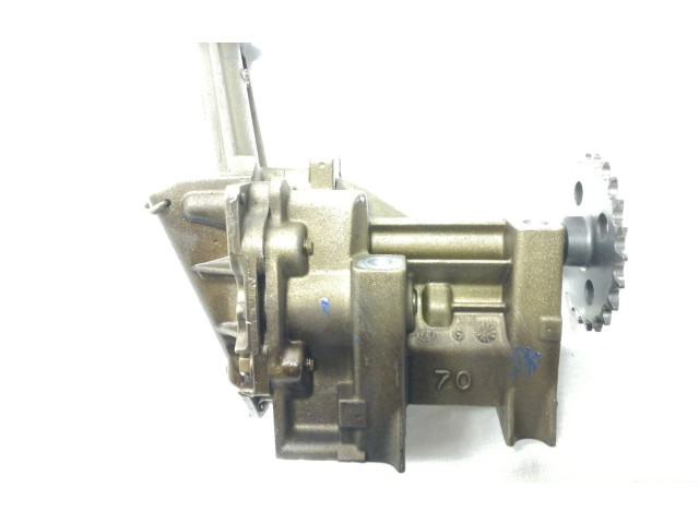 Масляный насос  K9K728 7700600532  Nissan Tiida C11 