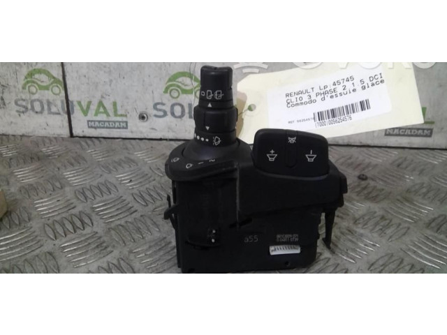 Ручка стеклоочистителей 8201590631 Renault Clio III