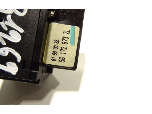 Ручка стеклоочистителей 623961 Citroen Xsara Picasso